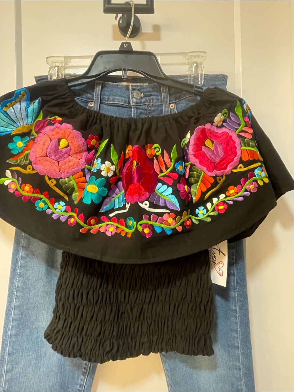 Crop Top Blouse Embroidered Floral Fiesta Women's Size Medium, NEW!
